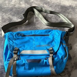 Patagonia Vibrant Blue Messenger Bag